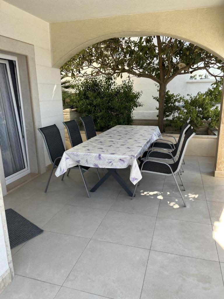 Villa Ella Sevid Bagian luar foto